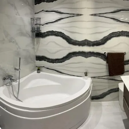 Apartmán Penthouse Centrally Located Near Marina Pietà